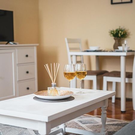 Central And Modern Apartment With Free Parking Timisoara Exterior foto